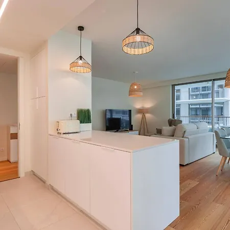 Bayline I By Innkeeper *